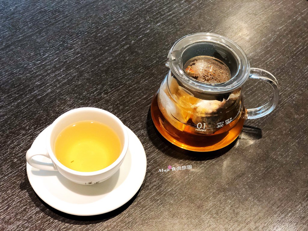 湛盧咖啡瑞光館 玫瑰香蘋茶