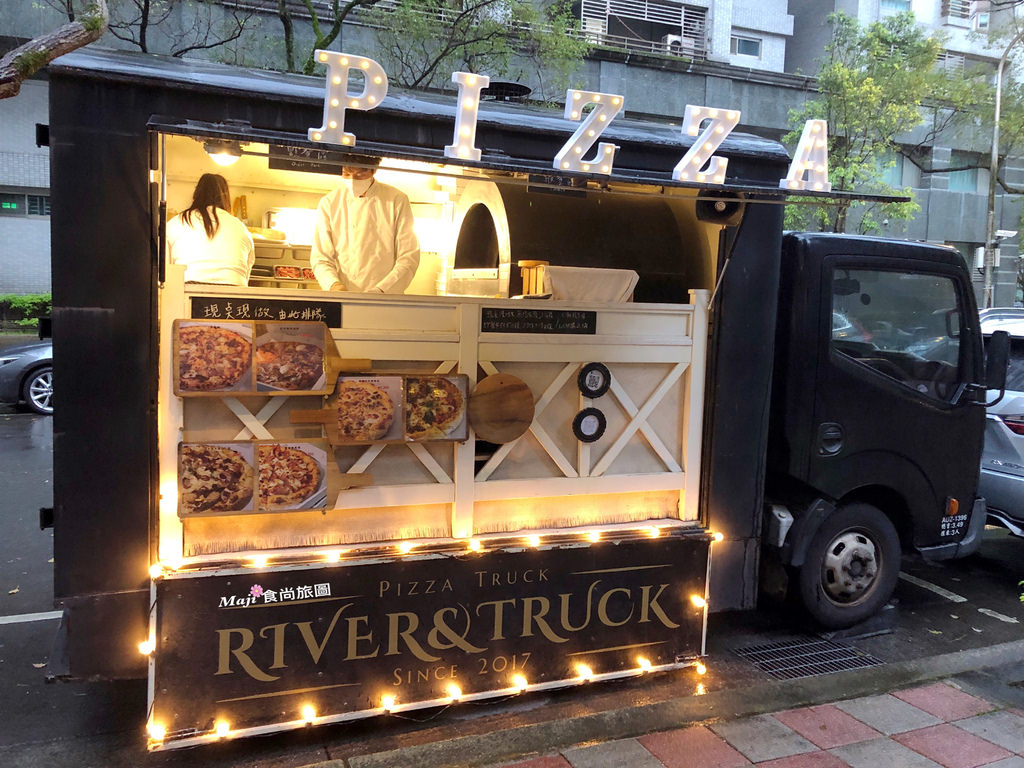 River&Truck披薩車