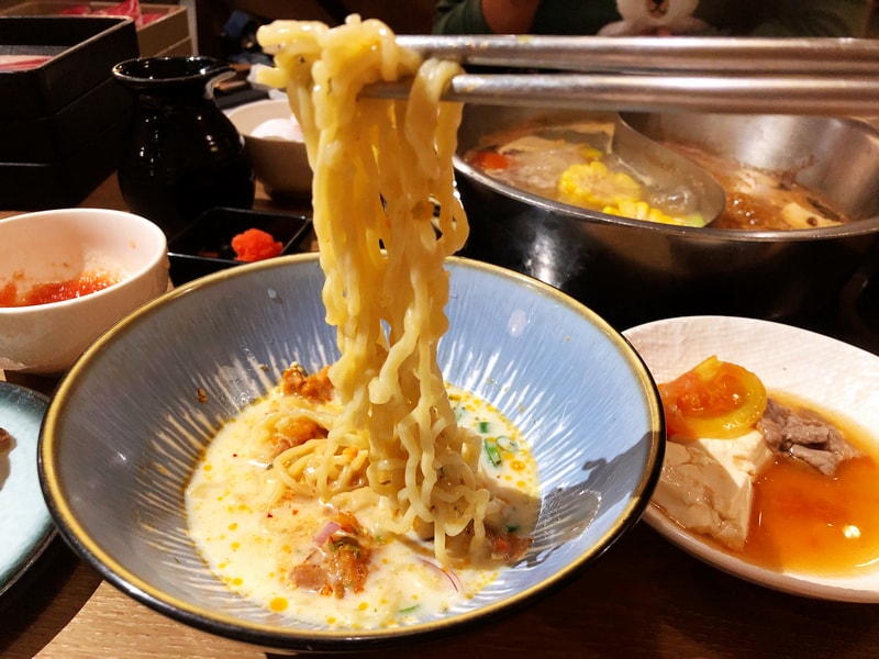 MoMo壽喜燒 泡菜豚肉豆乳冷麵