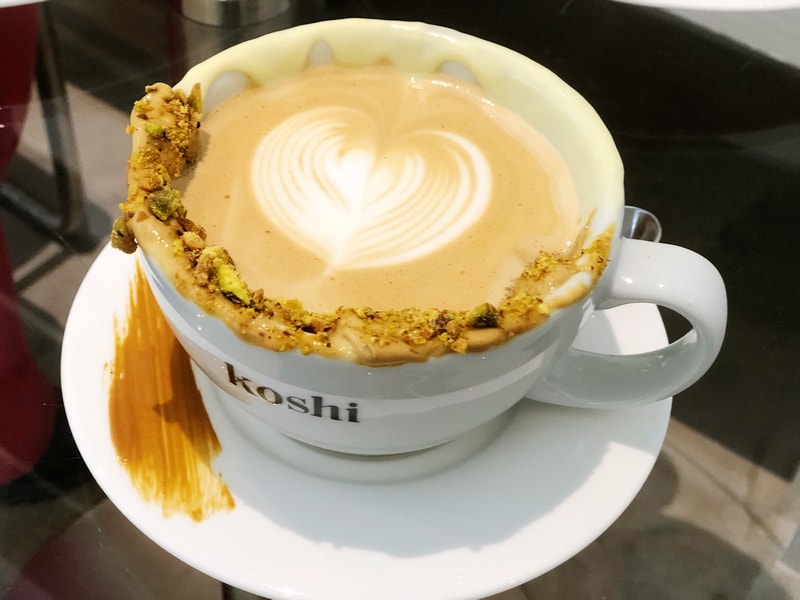 Koshi Café 開心果拿鐵
