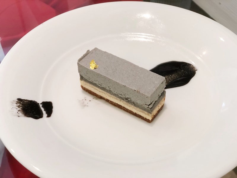 Koshi Café 甜點芝麻島