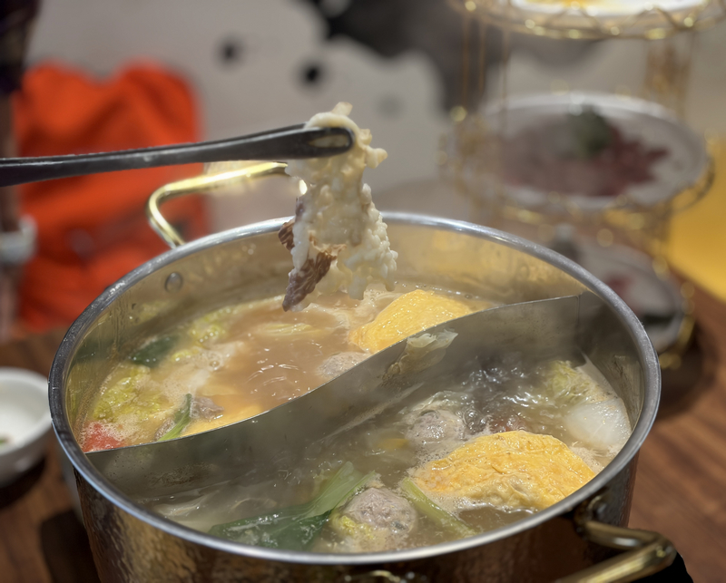 潮牛殿溫體牛創意鍋物評價|松山區美食分享・民生社區火鍋食記 - 第24張圖 脆牛胸