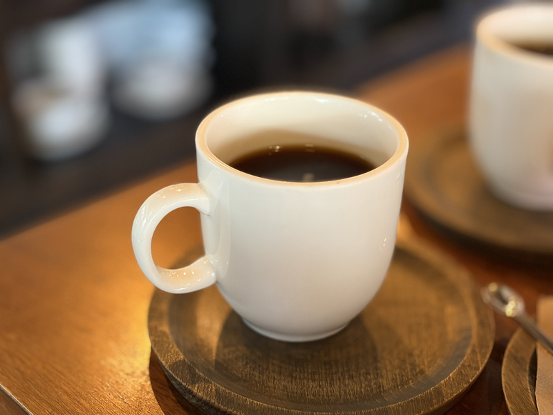 暗室微光中焙咖啡