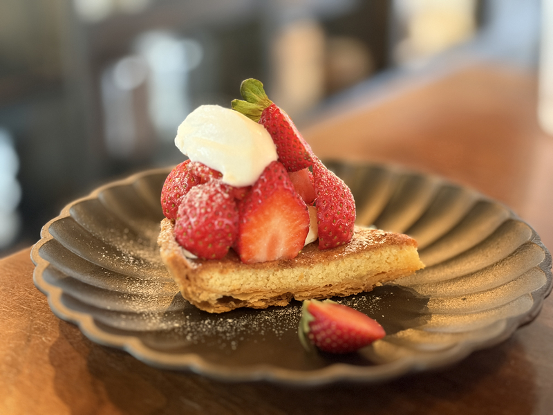 暗室微光 草莓卡士達塔